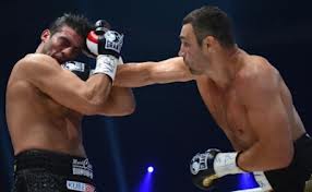 Vitali Klitschko castiga in fata neamtului  Manuel Charr