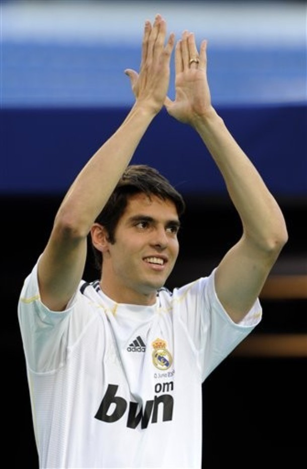 Kaka are liber la transfer