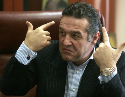 Gigi Becali risca 11 ani de inchisoare