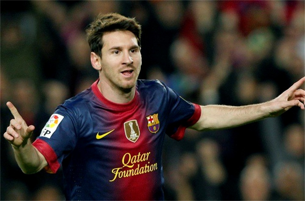 Messi reuseste o noua dubla