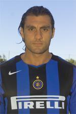 Vieri solicita daune clubului Internazionale Milano