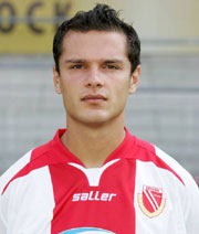 Vlad Munteanu a semnat cu Wolfsburg