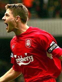 Gerrard si Carragher au semnat noi angajamente cu Liverpool