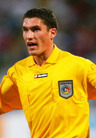 Arbitrul Kovacs de 22 de ani , un pariu castigat
