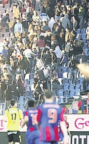 STEAUA, O ETAPA AFARA DIN GHENCEA