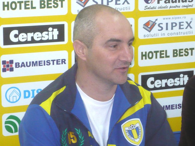Vivi Rachita ba nu ba da FC Petrolul Ploiesti