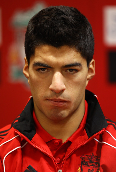 Ferguson il ataca dur pe Suarez