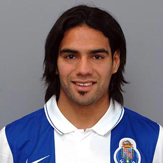 Executie incredibila marca Falcao (video)